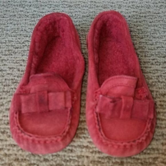 Red Shoes Cole Haan Loafers SLIPPERS Suede House Shoes Kids Size 10 YOUTH - Picture 10 of 12